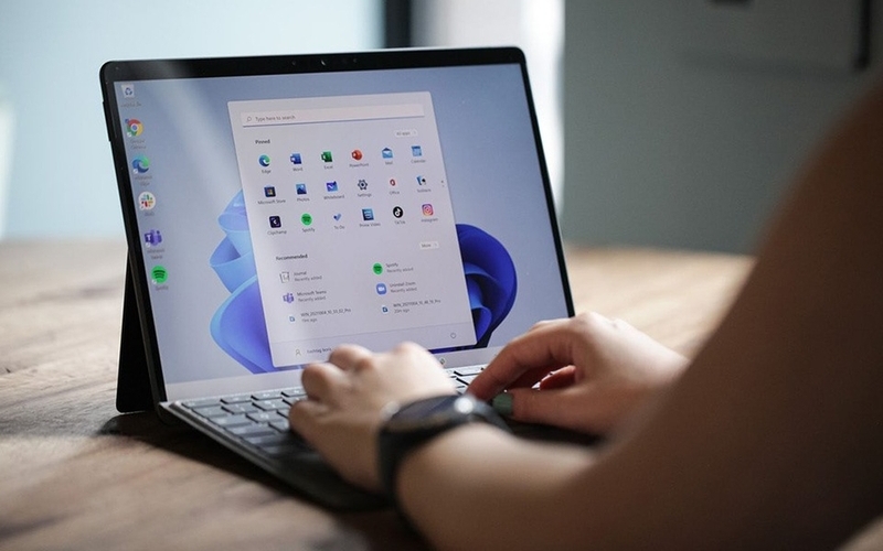 Dịch vụ cài win 11 tại nhà quận 11 của Sửa Máy Tính NHANH (Nguồn: Internet)