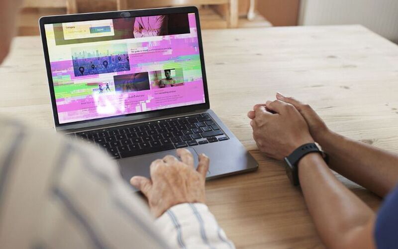 Quy trình nâng cấp laptop tại nhà huyện Hóc Môn (Nguồn: Internet)