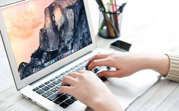 Nâng cấp laptop tại nhà quận 12 (Nguồn: Internet)