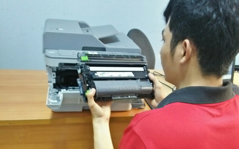 Dịch vụ nạp mực máy in tại nhà quận 10 của Sửa Máy Tính NHANH (Nguồn: Internet)