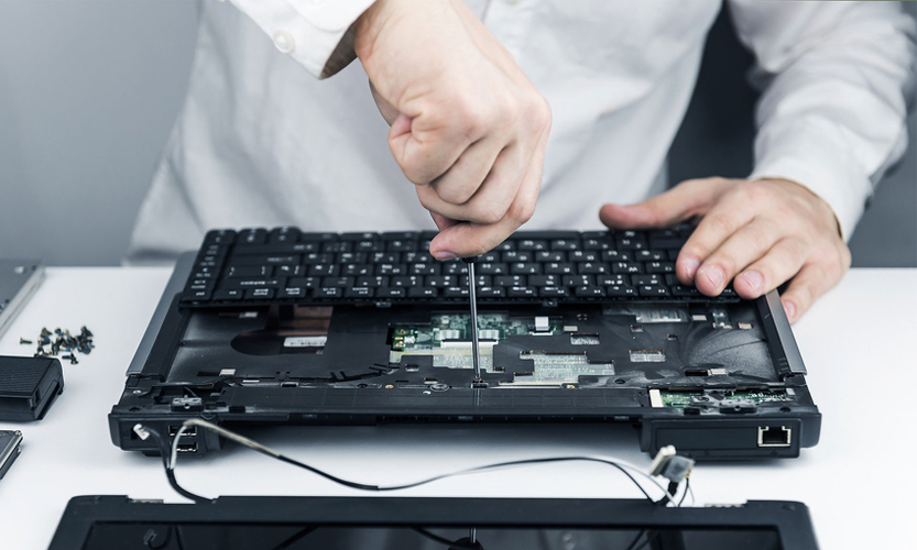 Quy trình sửa laptop tại nhà quận 4 (Nguồn: Internet)
