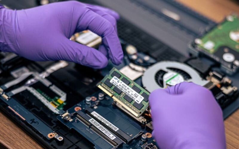 Dịch vụ sửa laptop tại nhà quận Bình Thạnh gồm những gì (Nguồn: Internet)