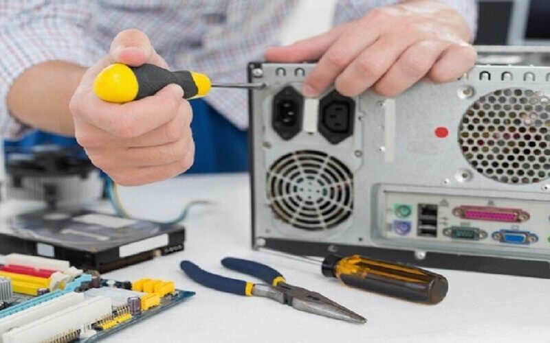 Sửa máy tính tại nhà huyện Nhà Bè (Nguồn: Internet)