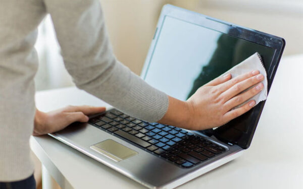 Dịch vụ vệ sinh laptop tại nhà quận Bình Thạnh (Nguồn: Internet)